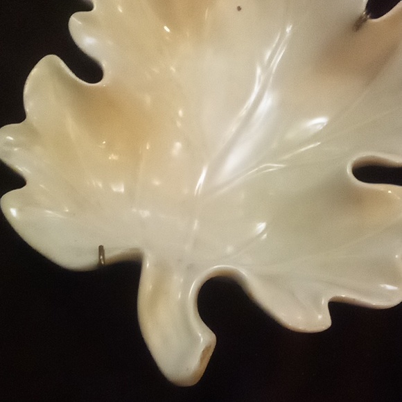 13" decorative ceramic leaf - Picture 4 of 4